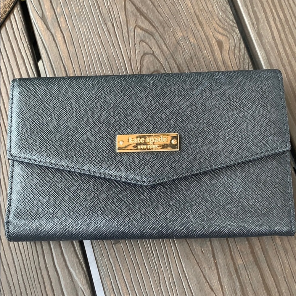 Kate spade phone wallet